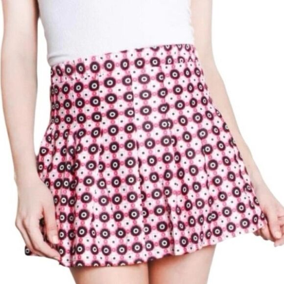 Jolie & Joy High Waist Skirt with Elastic Waistband Fuchsia Size Medium - Picture 2 of 5